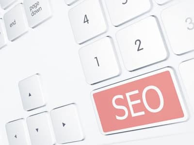 Como os algoritmos do Google determinam a relevância das palavras-chave